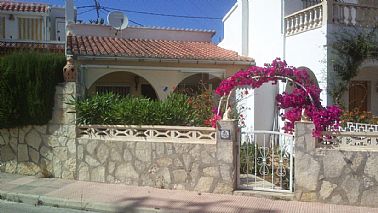 Property to buy Semi-detached Denia